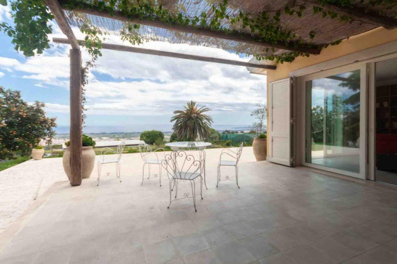 Villa Palm Hill Piedimonte Etneo Exteriör bild